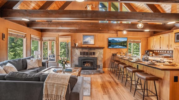 Chalet Camp Creek - Image 1